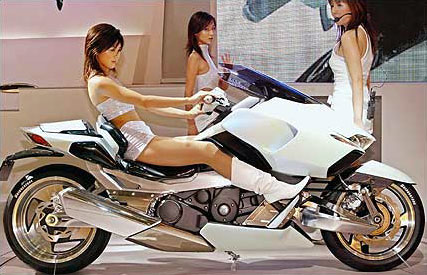 Suzuki on 2003 Suzuki Motorcycle   Suzuki G Strider   All About Motorcycle Honda